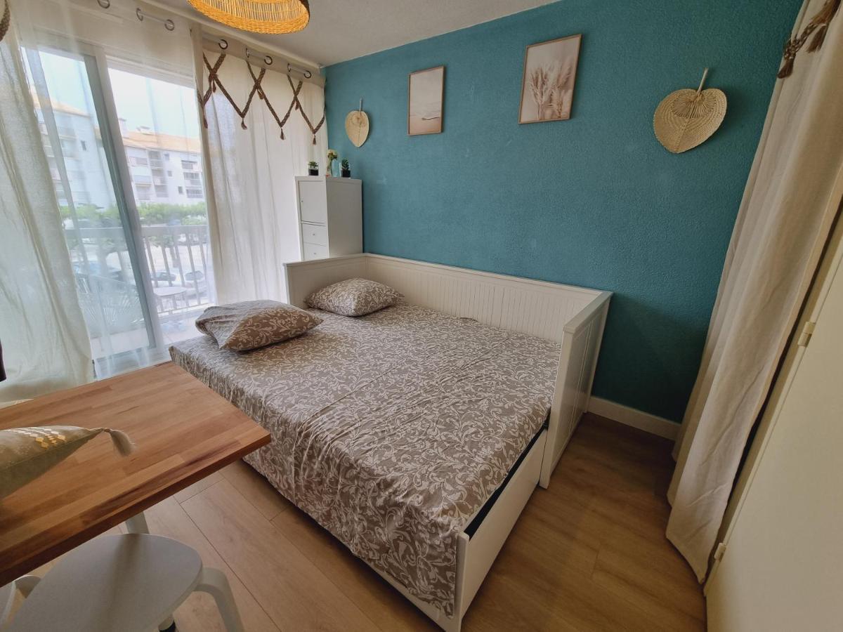 Appartamento Studio cabine refait à neuf à 3 minutes à pied de la plage Le Grau-du-Roi Esterno foto