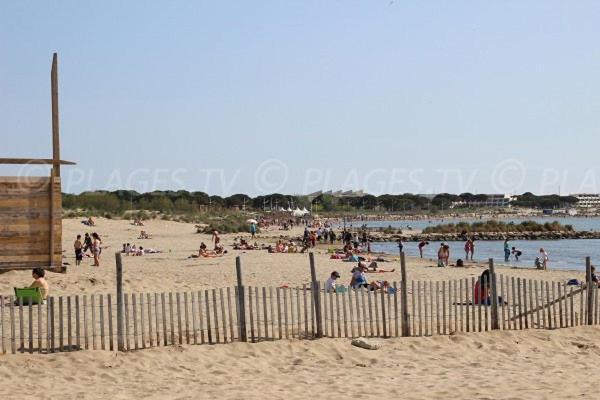 Appartamento Studio cabine refait à neuf à 3 minutes à pied de la plage Le Grau-du-Roi Esterno foto